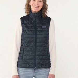 NWT Patagonia Nano Puff Vest Women’s Size X-Small In Black